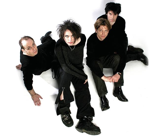 The Cure — необычайно литературный по меркам рок-н-ролла коллектив, постоянно использующий в своих… — фото 1